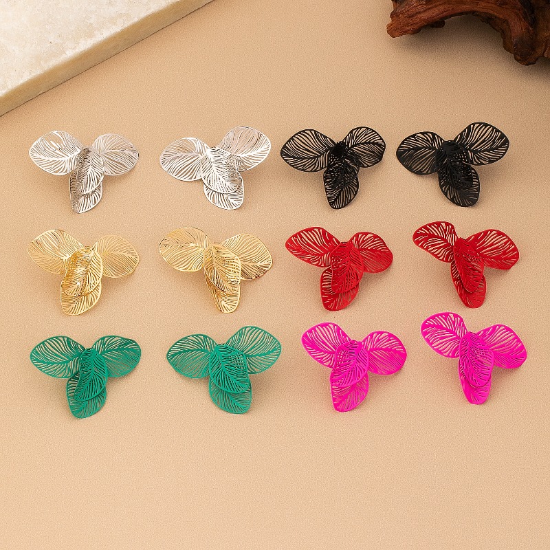 Bohemian Multi-Colored Openwork Leaf Stud Earrings
